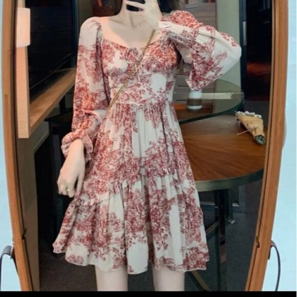 BEIGE FRENCH VINTAGE FLORAL DRESS - Picture 7 of 16